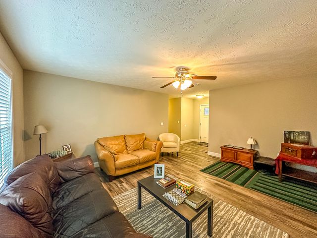 190 Hickory Ridge Drive, Corbin, KY 40701