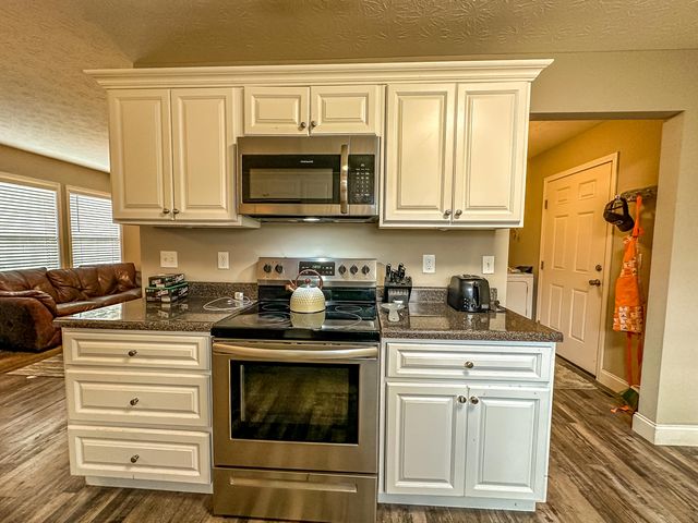 190 Hickory Ridge Drive, Corbin, KY 40701