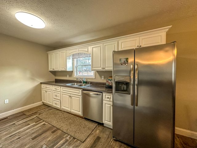 190 Hickory Ridge Drive, Corbin, KY 40701