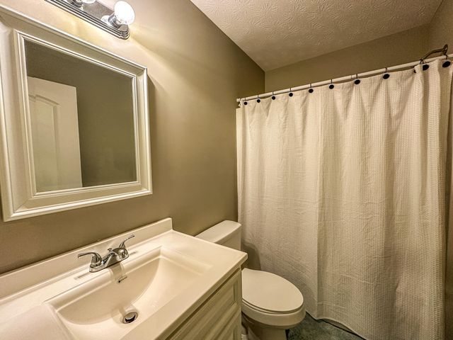 190 Hickory Ridge Drive, Corbin, KY 40701