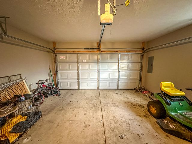 190 Hickory Ridge Drive, Corbin, KY 40701