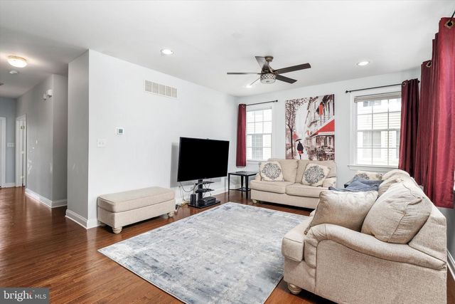 10 NORTH ST, Robbinsville, NJ 08691
