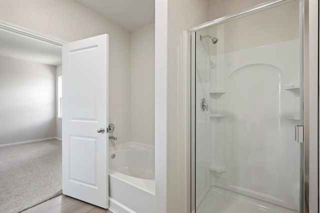 8831 New Jade Drive, Iowa Colony, TX 77583