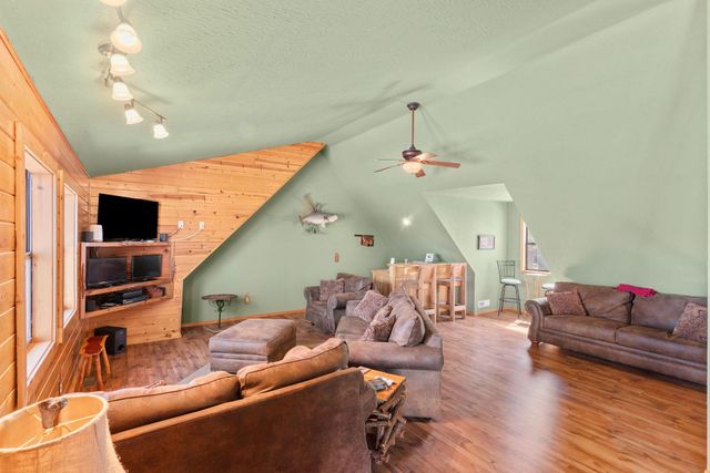 22395 Air Park Drive, Golden, MO 65658