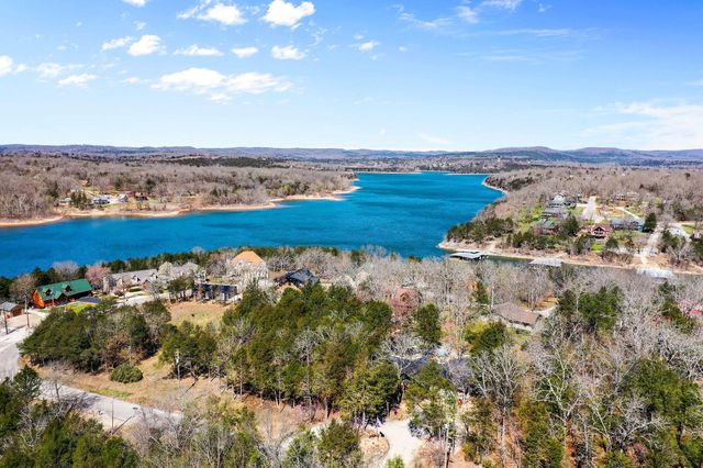 22395 Air Park Drive, Golden, MO 65658