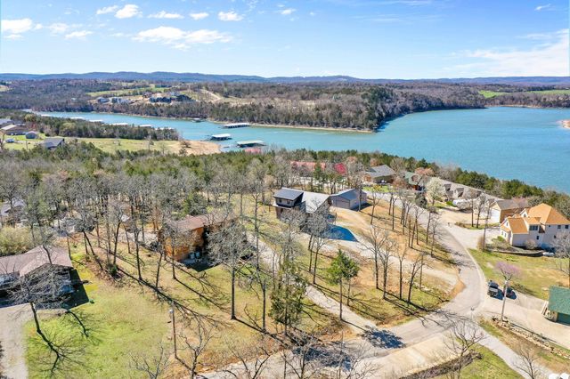 22395 Air Park Drive, Golden, MO 65658