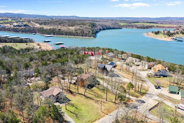 22395 Air Park Drive, Golden, MO 65658
