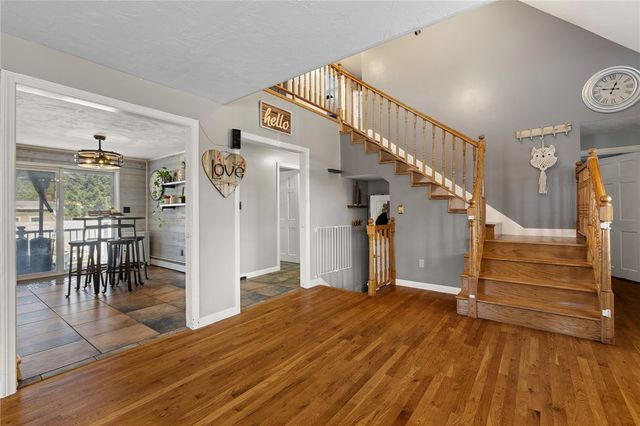 21 Milton Street, Blackstone, MA 01504