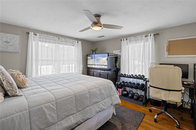 21 Milton Street, Blackstone, MA 01504
