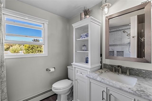 21 Milton Street, Blackstone, MA 01504