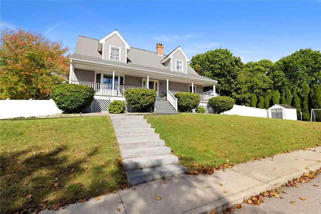 21 Milton Street, Blackstone, MA 01504
