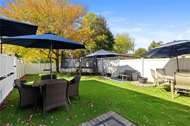 21 Milton Street, Blackstone, MA 01504