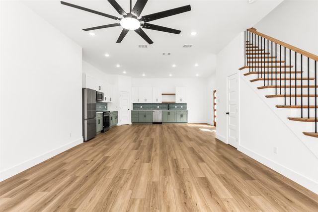 300 Henry Street, Waxahachie, TX 75165