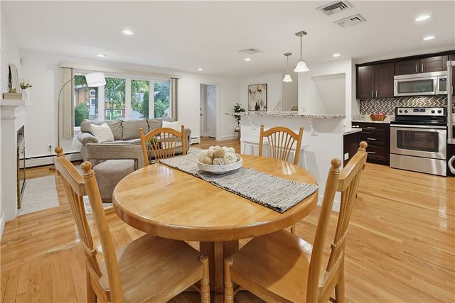 34 Bellevue Drive, Cranston, RI 02920