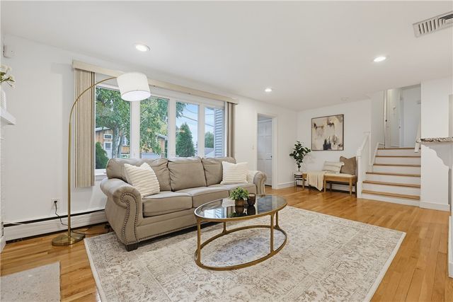 34 Bellevue Drive, Cranston, RI 02920