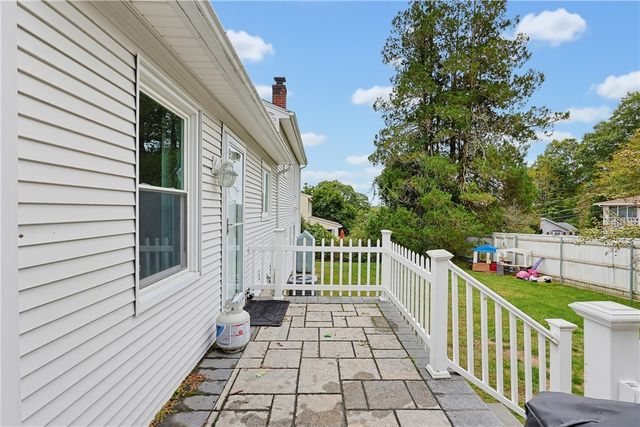 34 Bellevue Drive, Cranston, RI 02920