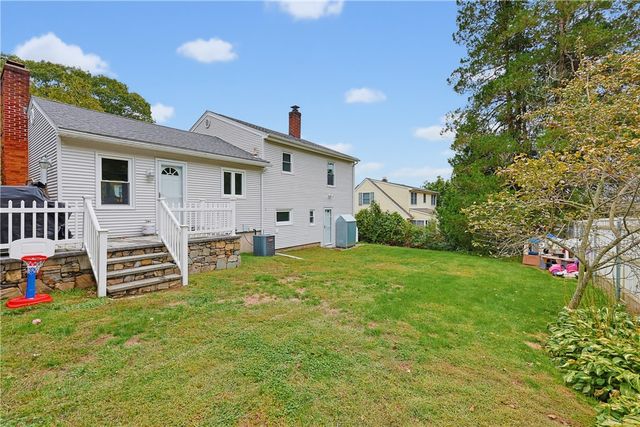 34 Bellevue Drive, Cranston, RI 02920