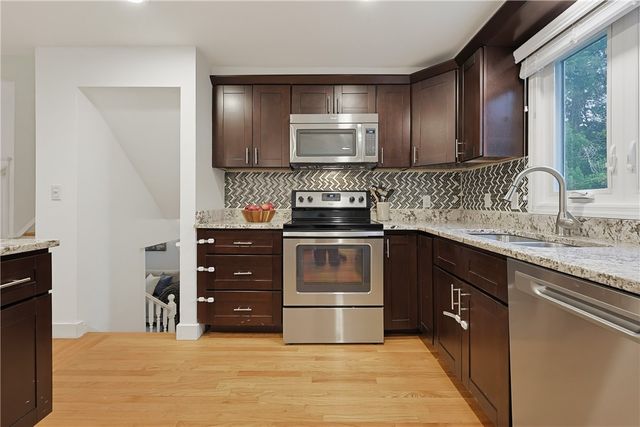 34 Bellevue Drive, Cranston, RI 02920