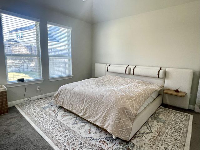 217 Birkshire DR, Georgetown, TX 78626