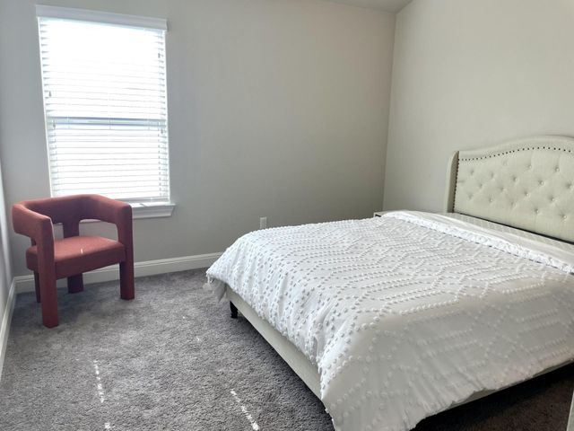 217 Birkshire DR, Georgetown, TX 78626