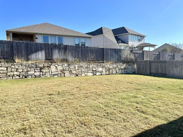217 Birkshire DR, Georgetown, TX 78626