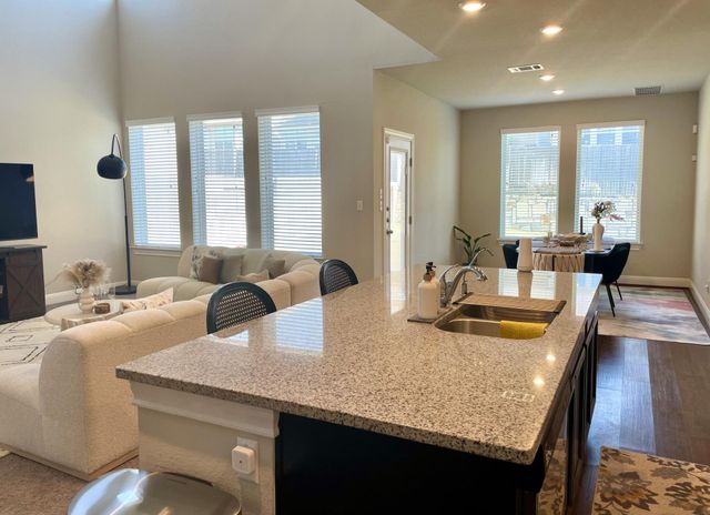 217 Birkshire DR, Georgetown, TX 78626