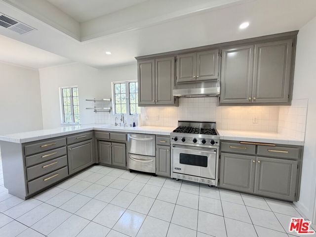 1515 Indiana Avenue, South Pasadena, CA 91030