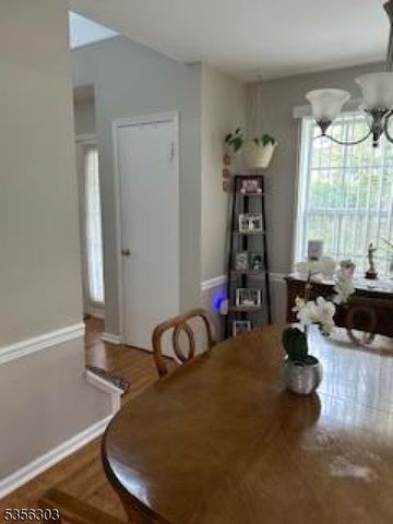 21 Winding Brook Rd, Hamburg Boro, NJ 07419