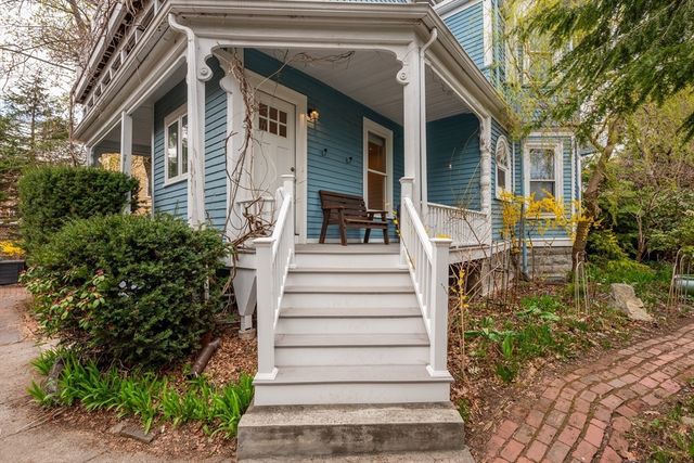 12 Rindge Avenue 2, Cambridge, MA 02140