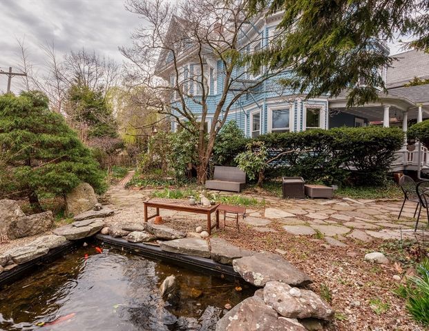 12 Rindge Avenue 2, Cambridge, MA 02140