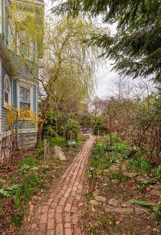 12 Rindge Avenue 2, Cambridge, MA 02140