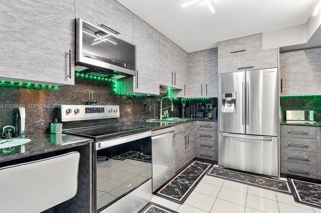 2401 S Ocean Dr 605, Hollywood, FL 33019