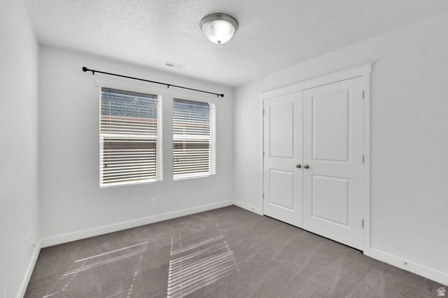 2056 W PHILLIPS ST, Kaysville, UT 84037