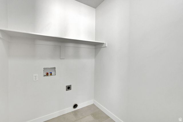 2056 W PHILLIPS ST, Kaysville, UT 84037