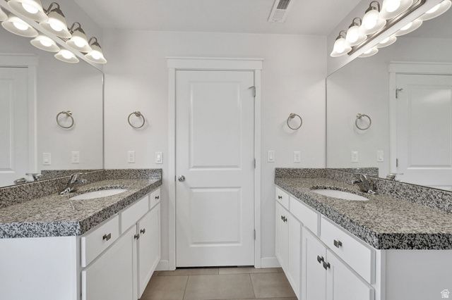 2056 W PHILLIPS ST, Kaysville, UT 84037