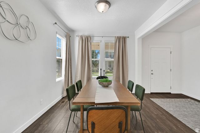 2056 W PHILLIPS ST, Kaysville, UT 84037