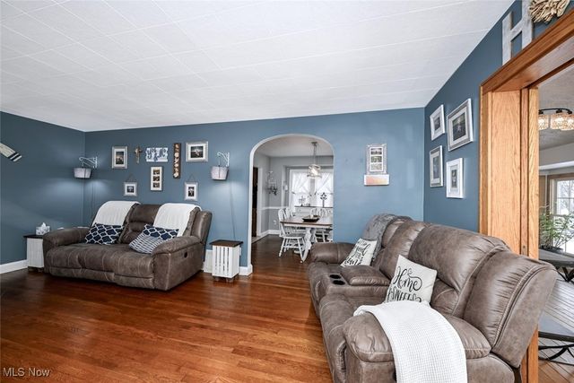 1810 Carter Avenue, Akron, OH 44301