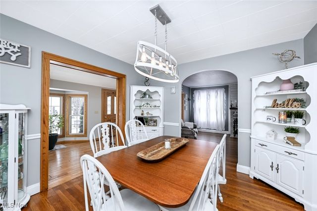 1810 Carter Avenue, Akron, OH 44301