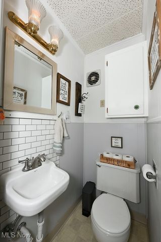 1810 Carter Avenue, Akron, OH 44301