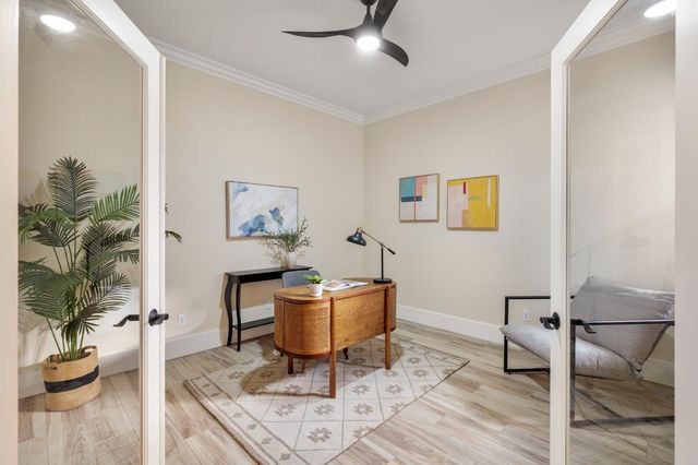 201 Heredia Ct, Roseville, CA 95747