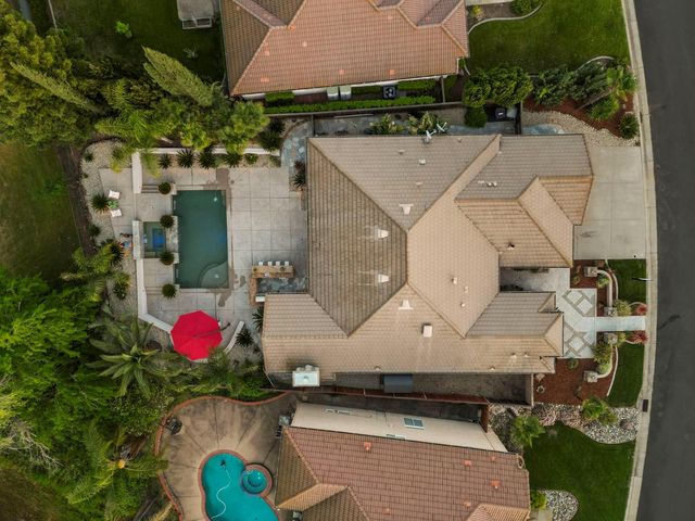 201 Heredia Ct, Roseville, CA 95747