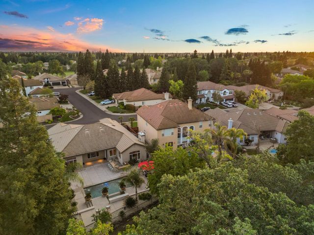 201 Heredia Ct, Roseville, CA 95747