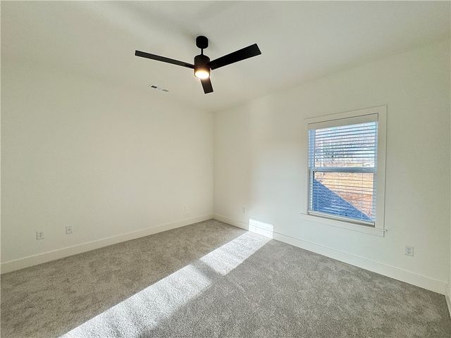 3176 N Sumac Drive, Fayetteville, AR 72703