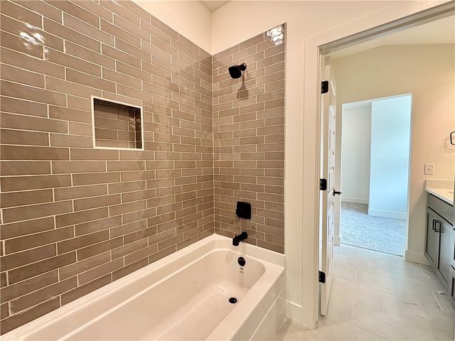 3176 N Sumac Drive, Fayetteville, AR 72703