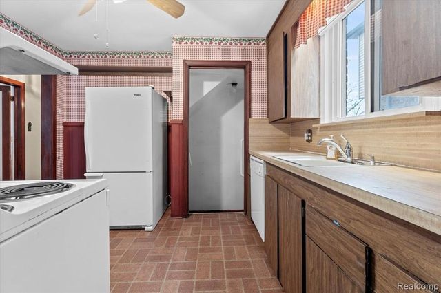 1848 14th Street, Wyandotte, MI 48192