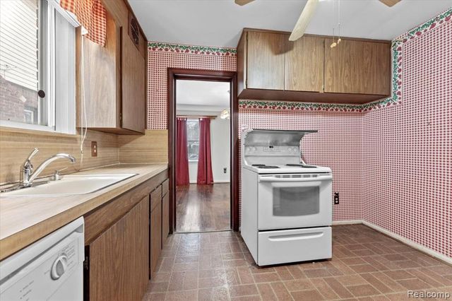 1848 14th Street, Wyandotte, MI 48192