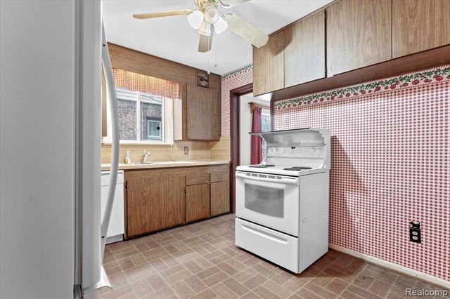 1848 14th Street, Wyandotte, MI 48192