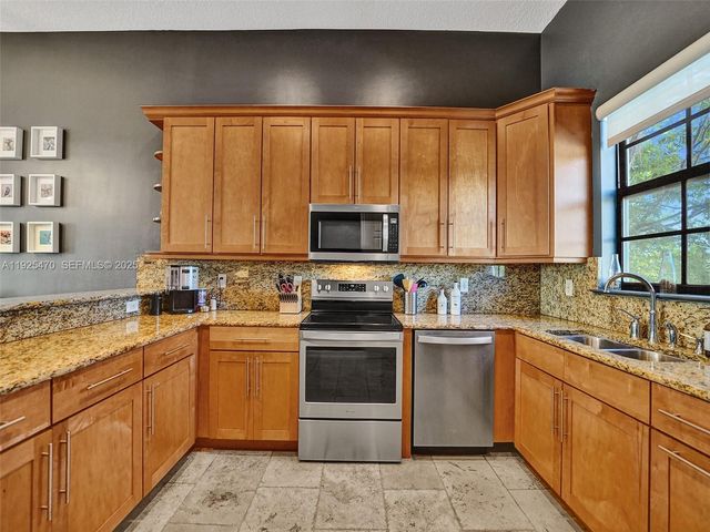 2356 Wilton Dr B, Wilton Manors, FL 33305