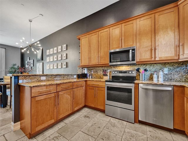 2356 Wilton Dr B, Wilton Manors, FL 33305