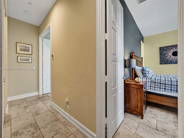 2356 Wilton Dr B, Wilton Manors, FL 33305